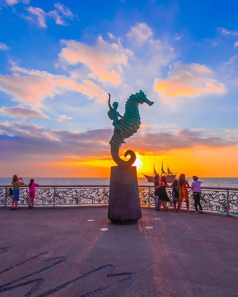 The best beaches in Puerto Vallarta | Official Tourism Guide Puerto Vallarta Tattoo, Puerto Vallarta Aesthetic, Famous Lighthouses, Mexico Trip, Travel Mexico, Puerto Vallarta Mexico, Beautiful Hikes, Vintage Mexico, Hidden Beach