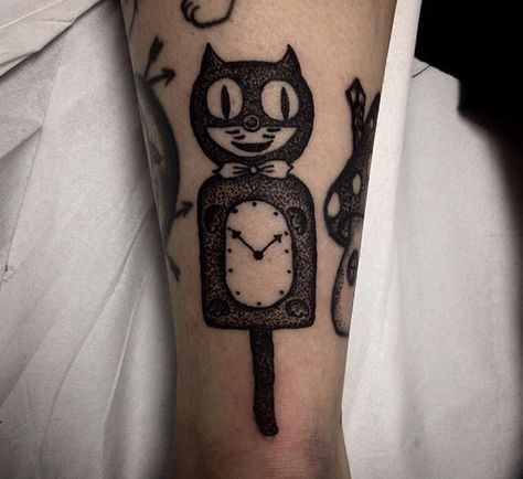 kit cat clock Kit Kat Clock Tattoo, Kit Cat Clock Tattoo, Traditional Style Cat Tattoo, Cat Clock Tattoo, Traditional Black Cat Tattoo, Vintage Cat Tattoo, Cat Traditional Tattoo, Edgy Tattoos, Cat Skull Tattoo