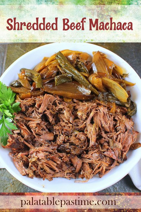 Beef Machaca, Machaca Recipe, Bean And Vegetable Soup, Mexican Shredded Beef, Beef Wraps, Beef Roast, Slow Cooker Roast, Pot Roast Slow Cooker, Eat Beef