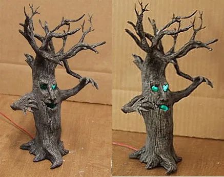 Tutorial: Scary Clay Tree – Polymer Clay Tree Polymer Clay, Scary Tree, Clay Tree, Halloween Village Display, Dollhouse Halloween, Polymer Clay Halloween, Halloween Clay, Haunted Dollhouse, Spooky Trees