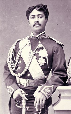 Prince Leleiohoku, younger brother to Kalakaua. Lono Hawaiian God, Queen Liliuokalani, Royal Kona Resort Hawaii, Hawaiian Royalty, Hawaii History, Hawaiian Monarchy, Hawaii Fashion, The Royal Hawaiian Hotel, Hawaiian Legends