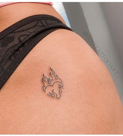 Small Hip Tattoos Women Side Thighs, Maching Tattoos, Cute Thigh Tattoos, Bauch Tattoos, Pretty Hand Tattoos, Muster Tattoos, Hip Tattoos Women, Small Pretty Tattoos, Petite Tattoos