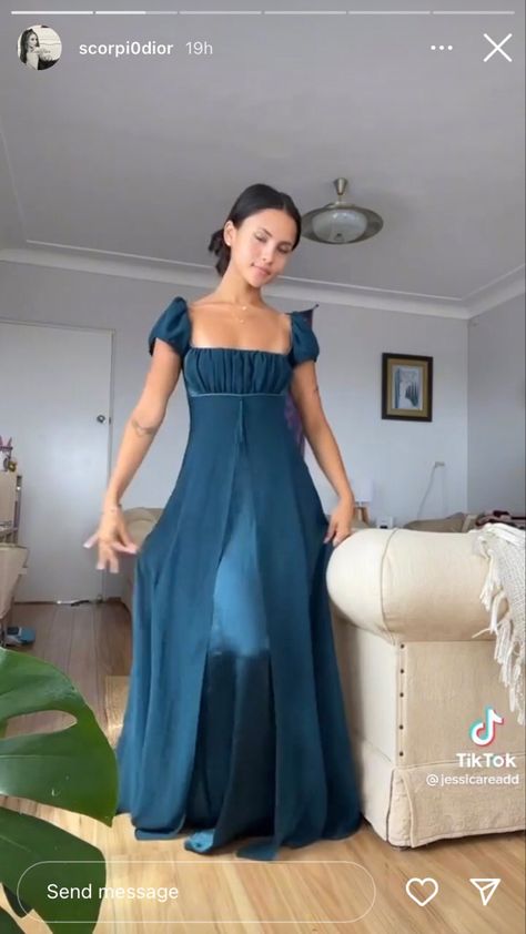 Purple Ethereal Aesthetic Dress, 1800s Inspired Dresses, Regency Style Dress Modern, 1800 Inspired Dress, How To Sew A Regency Dress, 1800 Style Dresses, Regency Era Prom Dresses, 1800’s Dress, Bridgeton Inspired Dresses