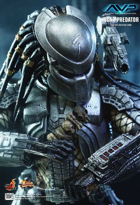 AVP: Scar Predator Collectible Figure Scar Predator, Predator Vs Alien, Predator Helmet, Predator Artwork, Predator Yautja, Predator Alien Art, Predator Movie, Aliens Vs Predator, Alien Predator