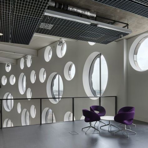 Ravensbourne University, University In London, Aalto University, London University, Parsons School Of Design, Architecture And Design, School Design, London Uk, In London