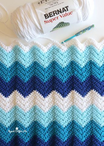 Uncinetto Zig Zag, Crochet Zig Zag, Crochet Ripple Afghan Pattern, Chevron Crochet Blanket Pattern, Chevron Crochet Patterns, Crochet Ripple Afghan, Crochet Ripple Pattern, Zig Zag Crochet, Crochet Blanket Chevron