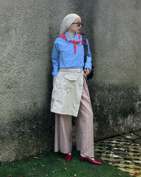 I feel like a scout girl 👧🏻 outfit deetz shirt —— @boneusstudios scarf —— @pedasss.atelier wrap skirt —— @cyawardrobe pants —— @boneusstudios shoes —— @berlynnshoes bag —— @pyn.daily . . . . . . . scout girl inspired. office outfit. wrap skirt over pants. outfit repeater. layering. Wrap Shirt Outfit, Wrap Skirt Outfit, Skirt Over Pants, Outfit Repeater, Office Outfit, Wrap Shirt, Layering Outfits, Girl Fits, Parisian Chic