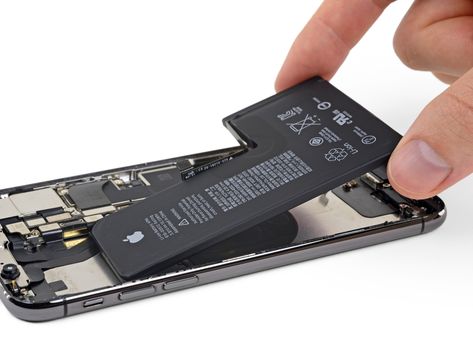 Iphone Battery Replacement, Instagram Graphic Design, Iphone Information, Smartphone Repair, Battery Repair, Cheap Iphones, Mobile Battery, Iphone Battery, Iphone Repair