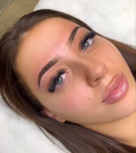 Insta Brows, Eyebrow Tech Aesthetic, Eyebrow Tech, Eyebrows Microblading, Brow Tech, Microblading Eyebrows Aesthetic, Brow Tech Aesthetic, Pmu Brows Aesthetic, Eyebrows Manifest