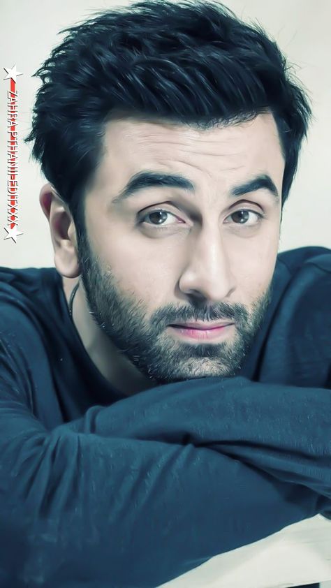 Bollywood All Actor Image, Bollywood Actor Men, Ranbir Kapoor Beard, Bollywood Stars Actresses, Ranveer Kapoor, Ranbir Kapoor Hairstyle, Swag Boys, Bollywood Hairstyles, Indian Actors