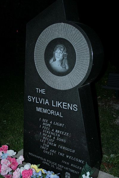 Sylvia Likens. 1949-1965 Most people don’t know that the movie and book, The Girl Next Door, and the film, An American Crime are based on a true story. While An American Crime sticks to the f… Sylvia Likens, Neighborhood Friends, Based On A True Story, The Girl Next Door, Real Facts, Human Mind, Keep It Real, Real Girls, Girl Next Door