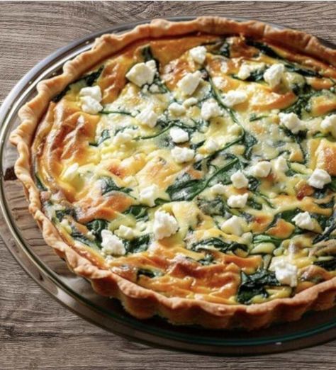 Spinach Feta Quiche Recipes, Spinach And Feta Quiche, Spinach Feta Quiche, Feta Quiche, Veggie Dinners, Spinach Quiche Recipes, Quiche Lorraine Recipe, Greek Recipes Authentic, Homemade Crust