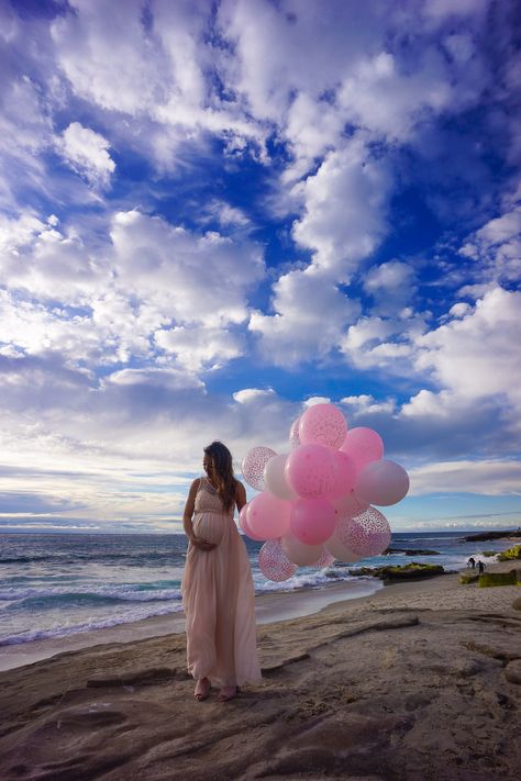 Gender Reveal! - Stylish Petite Beach Gender Reveal Photography, Gender Reveal Beach Ideas, Beach Gender Reveal Ideas, Gender Reveal Beach, Beach Gender Reveal, Gender Reveal Outfit, Gender Reveal Photography, Gender Reveal Baby Shower Themes, Maternity Photography Poses Outdoors