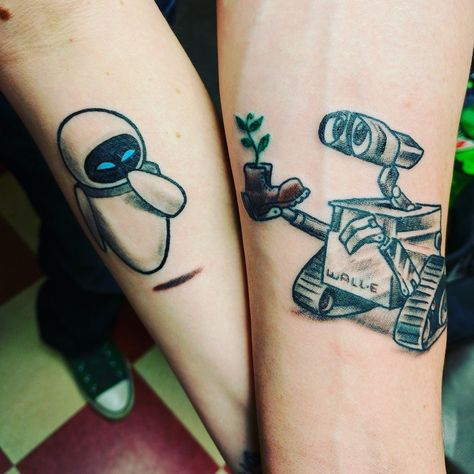 Walle And Eve Tattoos Couple, Wall E Tattoo Disney, Eva And Wall E Tattoo, Eve And Wall E Tattoo, Wall E Tattoo Design, Wall E And Eve Tattoo, Walle And Eve Tattoos, Walle Tattoo, Wall E Tattoo