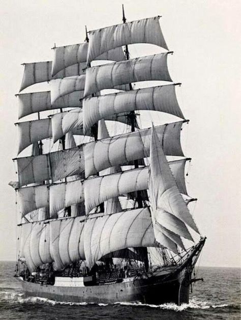 The World's Last Commercial Ocean-Going Sailing Ship - The Pamir - Rounding Cape Horn, 1949 Cape Horn, Navi A Vela, Old Sailing Ships, Clipper Ship, Tall Ship, Sailing Vessel, Wooden Ship, Tall Ships, Pirate Ship