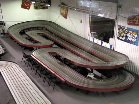 For Sale: Two 1/24 tracks in CT - Slot Car Tracks For Sale - Slotblog Pastry Pizza, Peter O'toole, Slot Racing, Slot Machine Cake, Ho Slot Cars, Slot Car Racing, Slot Machine Party, Slot Car Tracks, Slot Car