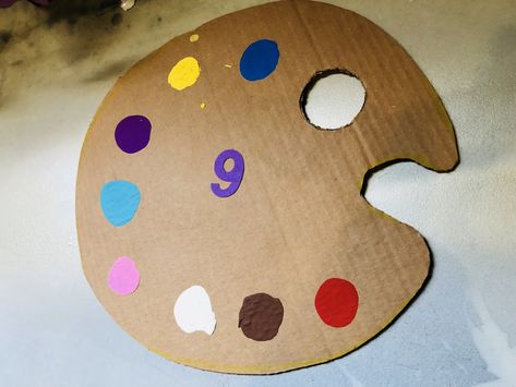 Paint Palette, card board DIY paint party decor Card Board Diy, Paint Party Decor, Diy Paint Palette, Pallet Craft, Diy Paint Party, Paint Pallet, Painting Palette, Cardboard Painting, Card Board