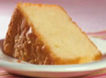 FIVE FLAVOR POUND CAKE Recipe...we always get this at JB Jones bakery at the lake. Think I might try to bake my own! Five Flavor Pound Cake, Gluten Free Pound Cake, Pies Chocolate, Plating Food, Chocolate Tarts, Cake Pan Sizes, Buttermilk Pound Cake, Lemon Tarts, Salted Caramels