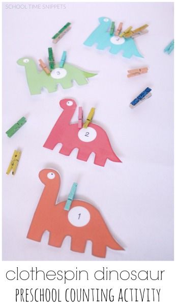 Calling all dino-lovers!!  Work on number recognition, counting, and fine motor skills with this clothespin dinosaur counting tray! Dinosaur Number Activities, Free Dinosaur Printables Preschool, Clothespin Dinosaur, Winter Themed Math Activities, Dinosaur Counting, Dinosaur Math, Dinosaur Preschool, Dinosaur Classroom, Dinosaur Lesson