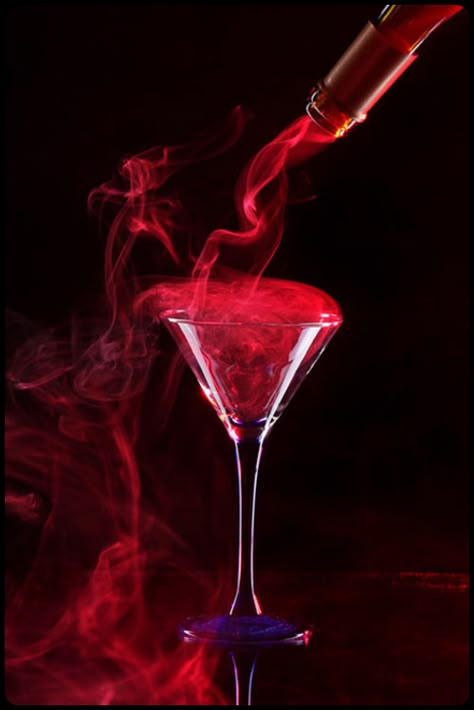 I See Red, Simply Red, Foto Art, Negroni, Beautiful Gif, Red Aesthetic, Martini Glass, Red Hot, Shades Of Red