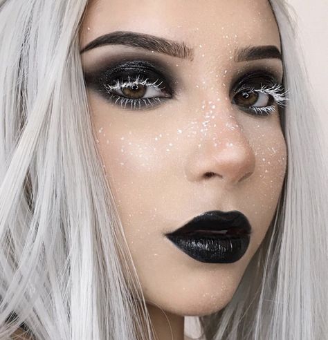 Metal Concert Makeup Ideas, Dark Christmas Makeup, Yule Makeup, Goth Christmas Makeup, Metal Concert Makeup, Black Makeup Looks, Shifting Ideas, Dramatic Wedding Makeup, Concert Makeup