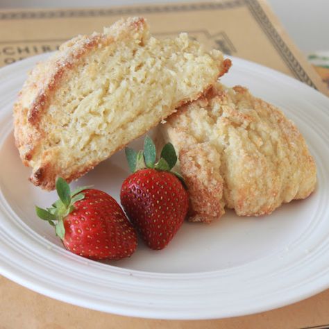 Domestic Revolt: Yogurt Scones Yogurt Scones Recipe, Yogurt Scones, Bread Improver, Best Scone Recipe, Scone Recipes, Scones Recipe Easy, Lemon Scones, Scones Easy, Lemon Curd Recipe