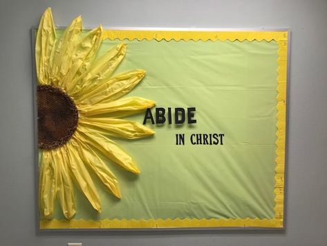 Preschool Sunflower Bulletin Board, July Church Bulletin Board Ideas, August Bulletin Board Ideas For Church, August Church Bulletin Board Ideas, Spring Church Bulletin Board Ideas, Spring Church Bulletin Boards, Sunflower Bulletin Board Ideas, Easter Bulletin Boards For Church, Spring Bulletin Boards For Church