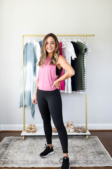 Amazon Activewear | Petite Friendly | Pumps & Push Ups Best Petite Clothes On Amazon, Petite Athletic Body Type Outfits, Petite Athleisure Outfits, Amazon Activewear, Outfit For Petite Women, Winter Outfits Casual, Outfits For Petite, Leggings Winter, Casual Chic Spring