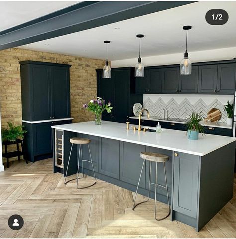 Kitchen Diner Extension, Open Plan Kitchen Dining Living, Open Plan Kitchen Diner, Grey Kitchen Designs, Dark Grey Kitchen, Industrial Kitchen Design, Open Plan Kitchen Dining, Open Plan Kitchen Living Room, Kitchen Dining Living