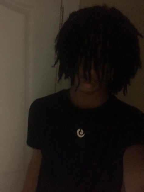 6’5 Nonchalant Dreadhead, Dreads Covering Face, Dreadhead Boyfriend, Black Dreadheads, Fine Dread Heads, Dreadhead Art, Dreadhead Pfp, Nonchalant Dreadhead, Hair Styal