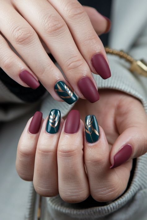 Dive into these stunning fall nail ideas featuring a chic Squoval shape, perfect for showcasing rich hues like burnt orange and deep burgundy. This nail style blends elegance with a touch of flirtation, making it a versatile choice for any autumn occasion. Whether you窶决e sipping cider or attending festive gatherings, these Squoval nails will make you stand out. Get inspired and elevate your seasonal look! #FallNailIdeas #SquovalNails #AutumnNails #NailArt Maroon And Teal Nails, Olive Green And Burgundy Nails, Fall Jewel Tone Nails, Teal Fall Nail Designs, Teal Autumn Nails, Autumn Nails Squoval, Teal Fall Nails, Sns Nails Colors, Fall Nail Ideas