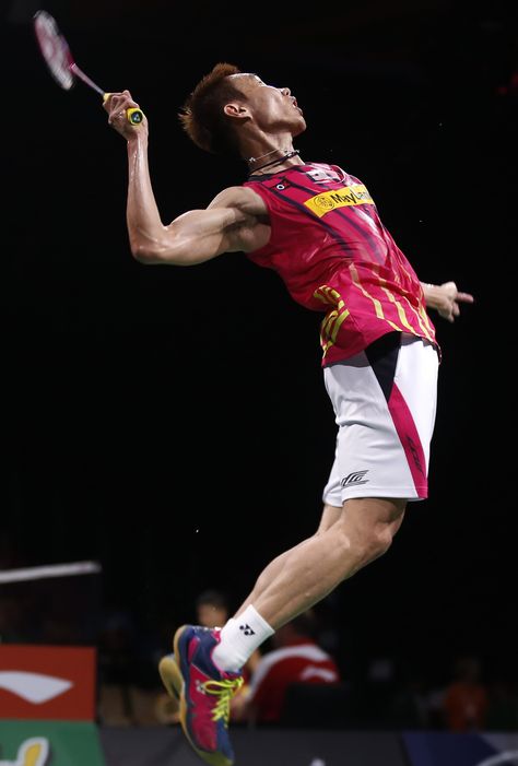 Lee Chong Wei sets up and says "I'm still not 100 percent but I hope tomorrow will be better "(2027×3000) Badminton Aesthetic Lee Chong Wei, Lee Chong Wei Wallpaper, Badminton Smash, Badminton Aesthetic, Badminton Tips, Black Jaguar Animal, Lee Chong Wei, Badminton Pictures, Lin Dan