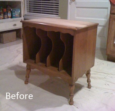 Easy Furniture Makeover, Goodwill Hunting, Flip Furniture, Diy Furniture Makeover Ideas, Architecture Art Nouveau, Upcycled Items, Repurpose Furniture, Thrift Store Upcycle, Bookshelf Ideas