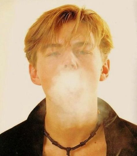 Leonard Dicaprio, Basketball Diaries, Leo And Kate, Leonardo Dicaprio 90s, Young Leonardo Dicaprio, 90s Men, Leo Dicaprio, The Perfect Guy, Kate Winslet