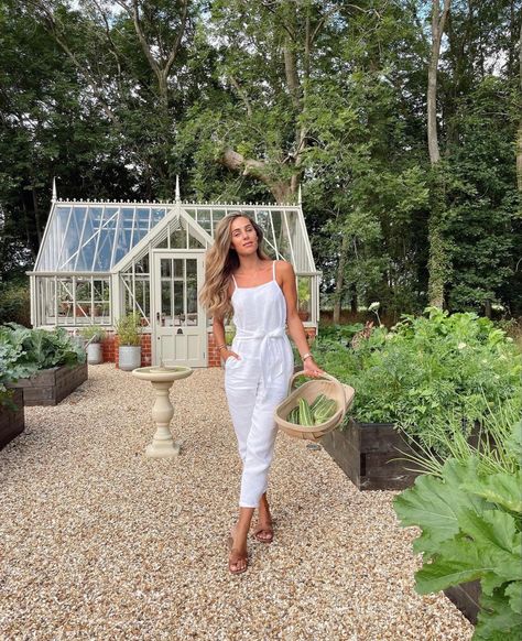 I’ve built my kitchen garden of dreams and I couldn’t be happier! Lydia Elise Millen House, Country Backyards, Garden Shoot, Lydia Millen, Lydia Elise Millen, Proud Of Yourself, Gardens Of The World, Cottage Aesthetic, First Kitchen