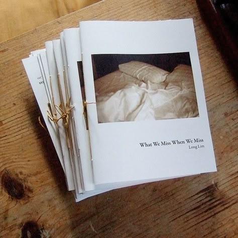 Photo Book Design Ideas, Zine Binding, Photo Presentation Ideas, Poetry Zine, Artbook Design, Photo Zine, Book Binding Design, Art Publication, Photography Zine