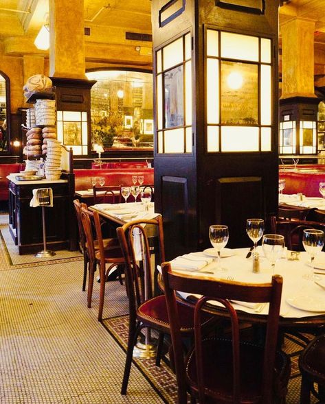 Balthazar Restaurant & Bakery on Instagram: “Head to @resy now to book your lunch reservations. Available Monday thru Friday starting on Wednesday, March 31st. 📸: @coinroll” Balthazar Nyc, Balthazar Restaurant, Cheers To That, On Wednesday, Breakfast Bar, Table Settings, Bubbles, Restaurant, On Instagram