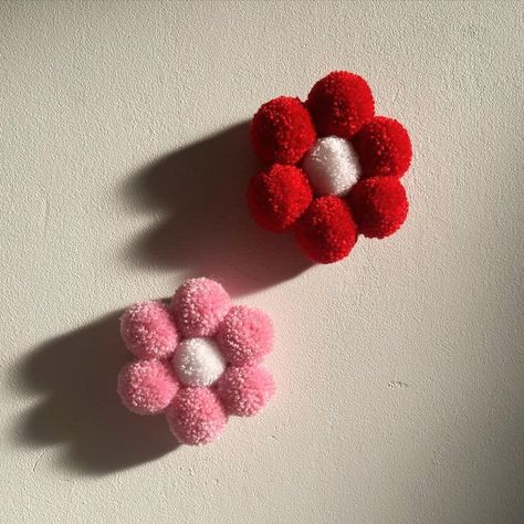 @_daisydoes_ on Instagram: "The Pom Pom flowers have had an upgrade 🌸 Now attached to a wooden base, these can be secured to your wall or surface simply using double sided tape! Now what colours will you choose? #pompom #pompoms #pompomdecor #pompomflowers #pompomlove #flowers #daisy #daisies #flowerdecor #walldecor #wallhanging #smallbusiness #supportsmallbusiness #smallbusinessuk #supportsmallbusinessesuk #uksmallbusiness #etsyseller #ukseller #etsyuk #uketsyseller #btnetsy" Pom Flowers, Pom Pom Flowers, Flowers Daisy, Small Business Uk, Hanging Flower Wall, Double Sided Tape, Now What, Wooden Base, Pom Poms