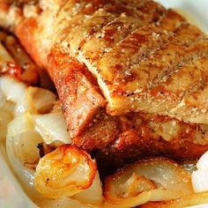 Pork Belly Roast, Pork Belly Recipes, Crispy Pork Belly, Jamie Oliver Recipes, How To Cook Pork, Crispy Pork, Roast Dinner, Think Food, Pork Dishes