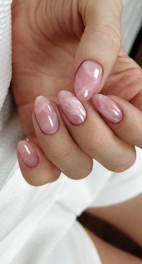 Colorful Summer Nails, 2023 Nails, Nails Art Designs, Nails Yellow, Pink Gel Nails, French Manicure Nails, Subtle Nails, Pink Gel, Minimal Nails