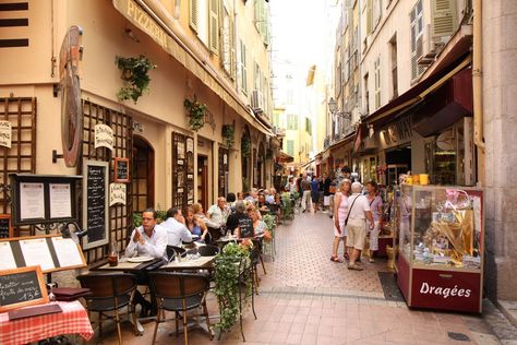 Nice Cote D Azur, Brunch Places, Hotel Breakfast, The One Where, Brunch Spots, Nice France, Provence France, No Fear, Cote D’azur