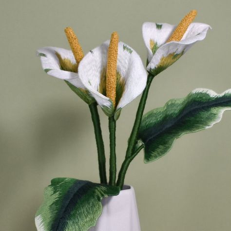 These Calla Lilies have left the painting to move into a vase. 🖼️ 👉⚱️ #callalily #calla #callalilies #plants #nature #botanicalart #green #flowers #art #embroidery #embroideredflowers #handmade #handembroidery #embroideyart #stumpwork #3dembroidery #dmcembroidery #dmcthreads Plants Nature, Calla Lilies, Art Embroidery, Flowers Art, Calla Lily, Green Flowers, Botanical Art, Embroidered Flowers, Hand Embroidery