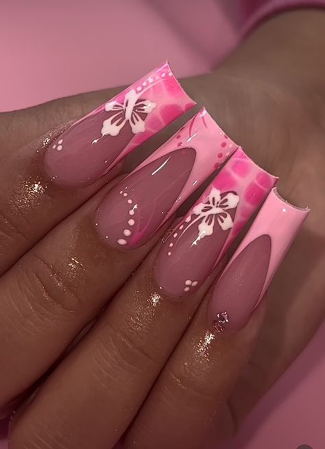 Pink And White Nails Y2k, Summer Nail Inspo Tapered Square, Long Summer Nails Designs, Y2k Hibiscus Nails, Short Nails Acrylic Summer 2024, May Nails Ideas 2024 Square, Pink Nails Summer 2024, Acrylic Nail Designs Summer 2024, Vacation Nails Mexico