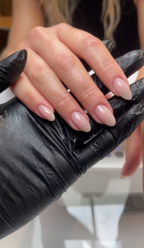 Put It In Neutral, Minimal Nude Nails, Nail Inspo Clean Girl, Russian Manicure Design, Nude Nail Inspo, Russian Nails, Old Money Nails, Money Nails, Nails Minimalist