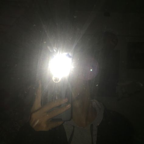 #dark #boyz #aesthetic #mirrorshot #iphone Mirror Shot Boy, Flash Boys, Boy Post, Blink Blink, Mirror Shot, Old Mirror, Iphone Pictures, Dark Pictures, Aesthetic Boy