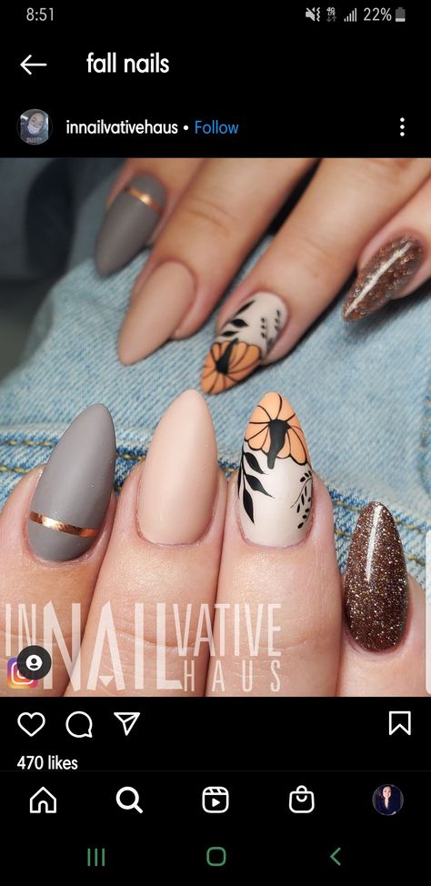 November Almond Nails Designs, Cute Nails For Fall Almond, Fun November Nails, Fall Season Nails Almond, Fall Oval Acrylic Nails, Fall Almond Shaped Nails, November Nails Almond, Thanksgiving Almond Nails, Fall Nail Designs Almond Shape