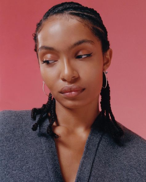 Yara Shahidi Cornrows, Hair Styling Photoshoot, Yara Shahidi Hairstyles Grown Ish, Exam Hairstyles, Yara Shahidi Photoshoot, Yara Shahidi Braids, Yara Shahidi Aesthetic, Yara Shahidi Hairstyles, Coily Hairstyles