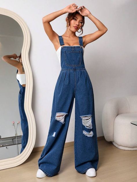 Ripped Denim Overalls, Moda Denim, Trendy Business Casual, Women Jumpsuit, Business Formal Dress, Coachella Dress, Diy Vetement, Denim Day, Formal Dresses Gowns