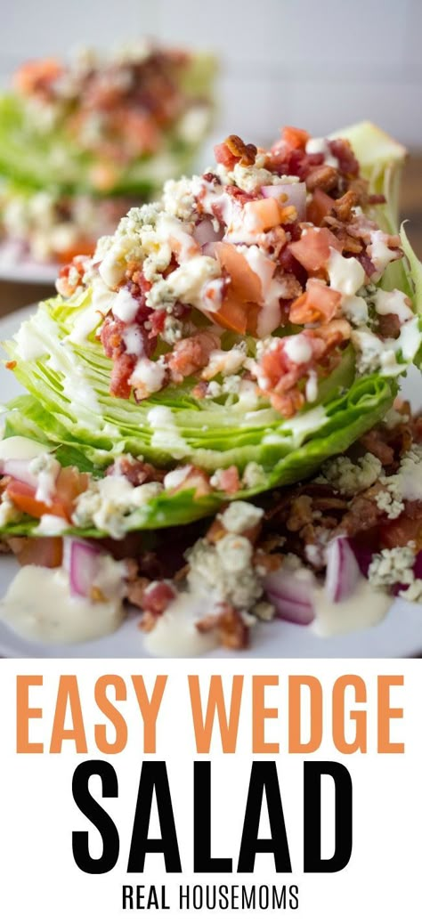 Easy Wedge Salad, Classic Wedge Salad, Wedge Salad Recipe, Iceberg Wedge Salad, Wedge Salad Recipes, Lettuce Wedge, Salad Macaroni, Chicken Entree, Salad Quinoa