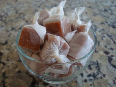 Bit O Honey Recipe, Bit O Honey, Fudge Pops, Honey Candy, Homemade Sweets, Candy Recipes Homemade, Baking Kitchen, Almond Paste, Freeze Drying Food